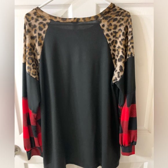 Cute blouse - worn once - Picture 5 of 5